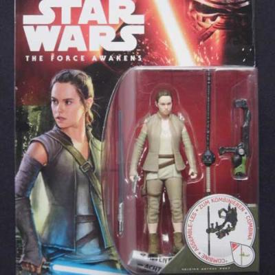 REY (Resistance Outfit)